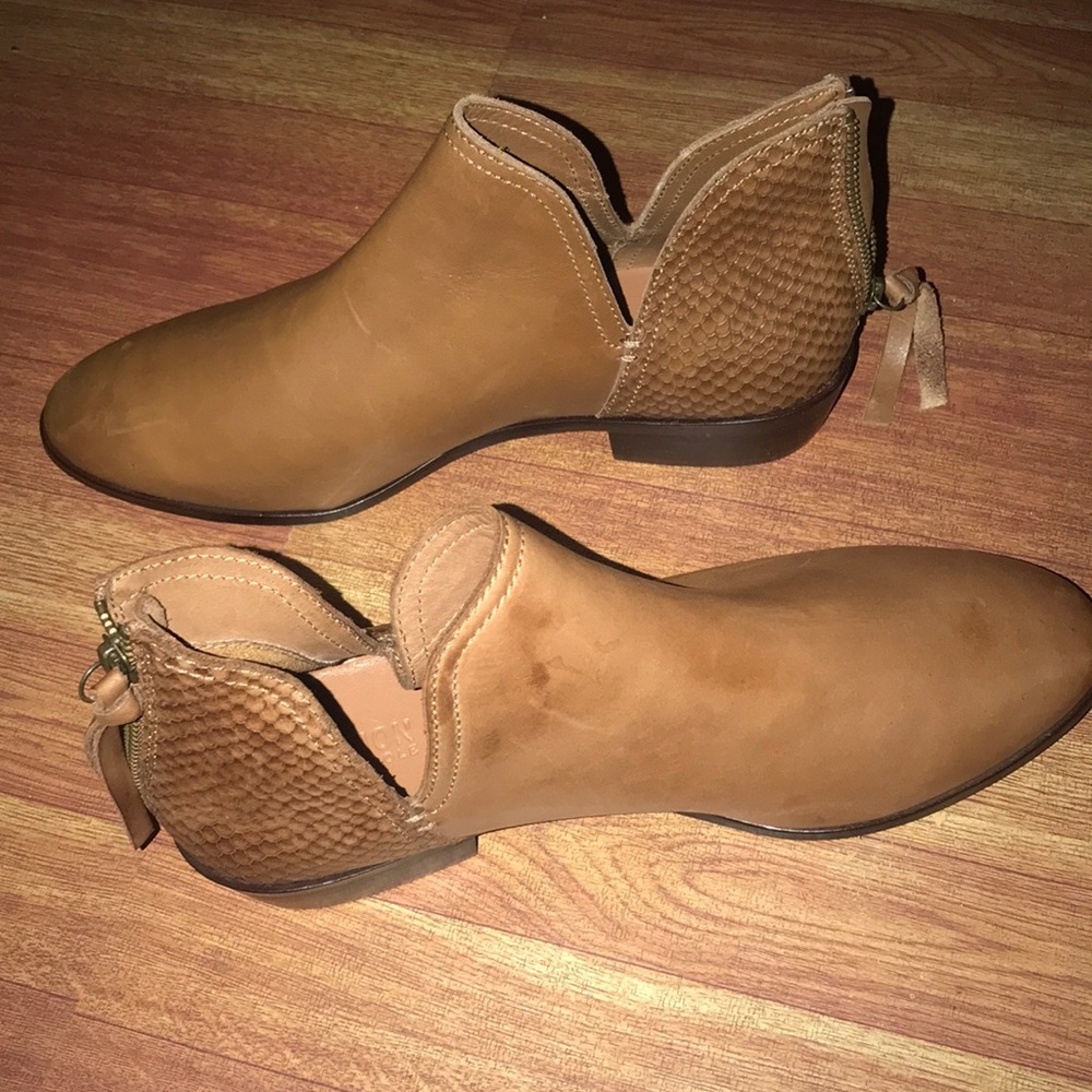 π Kenneth Cole boots π - Picture 2 of 7